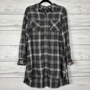 Tolani Collection Plaid Button Down Tunic Floral Embroidered Medium NWT